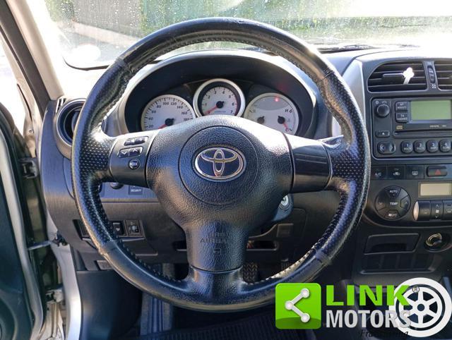 TOYOTA RAV 4 MY23 RAV4 2.0 Tdi D-4D cat 5 porte Sol