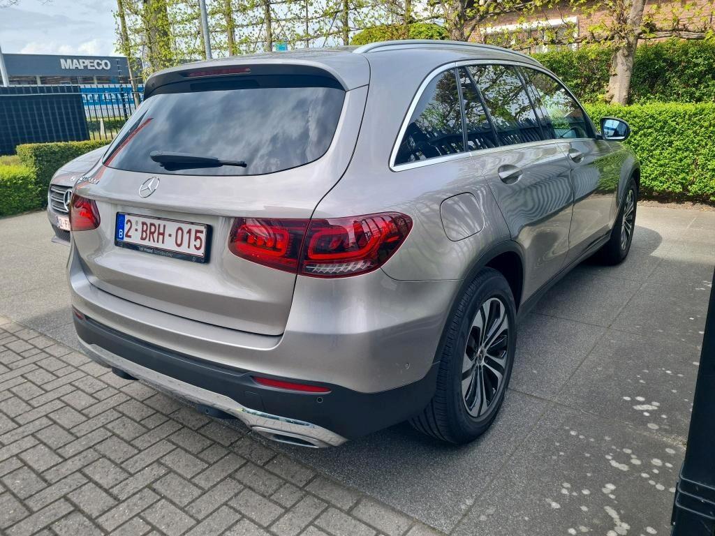 MERCEDES-BENZ GLC 200D 4MATIC 163CV AUTOMATIC BUSINESS SOLUTION ( FARI LED - PELLE - COCKPIT - NAVI - PDC - CERCHI 18 )