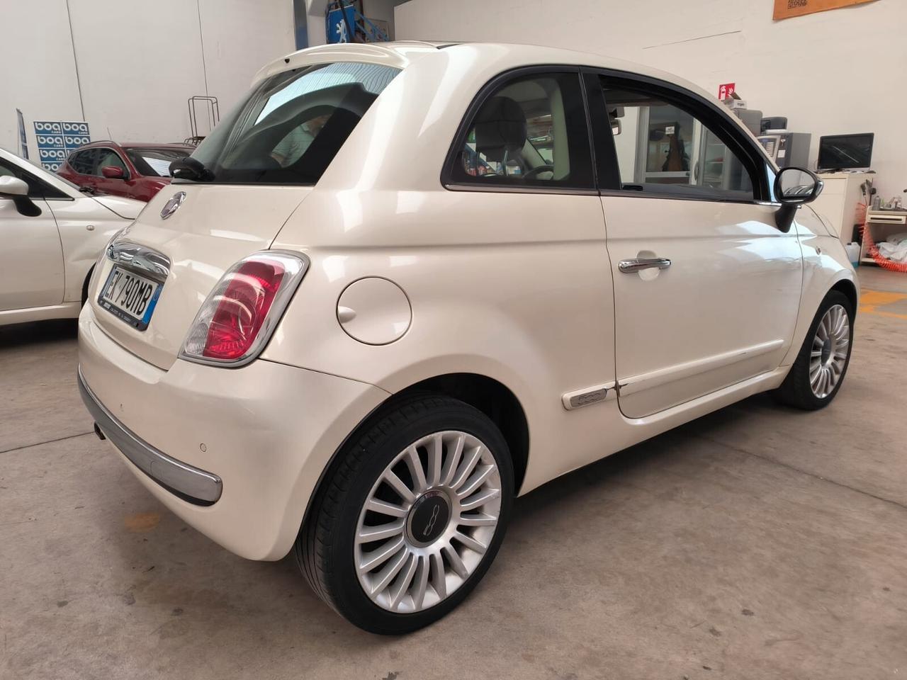 Fiat 500 0.9 TwinAir 63kW 01-2012