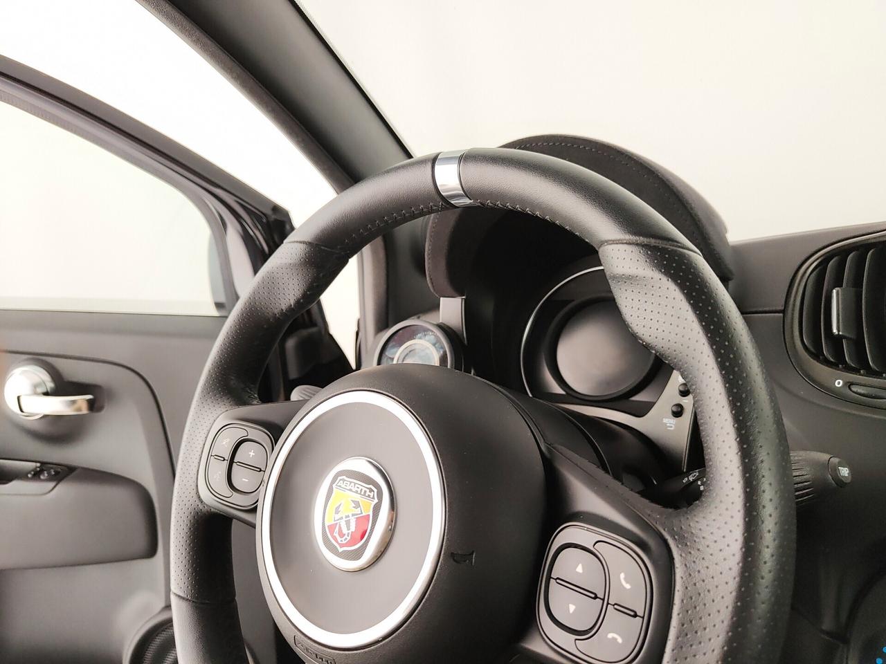 Abarth 595 1.4 Turbo T-Jet 165 CV