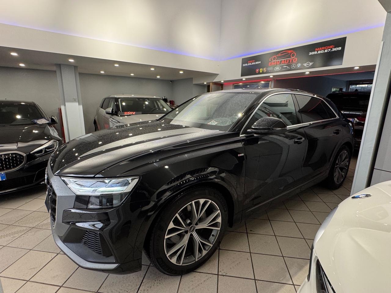 Audi Q8 45 TDI quattro tiptronic S-LINE
