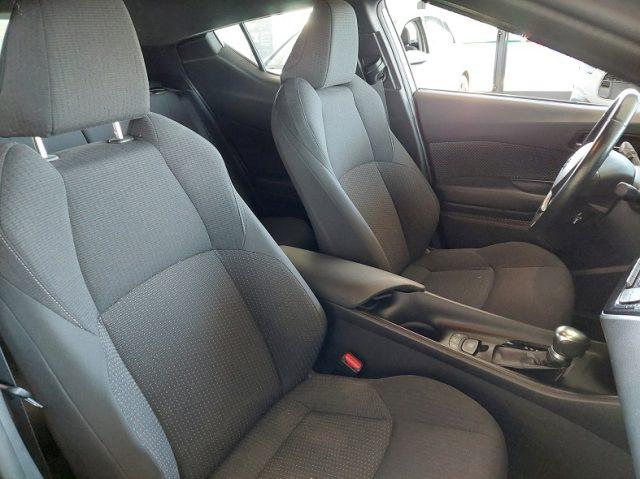 TOYOTA C-HR 1.8 Hybrid E-CVT