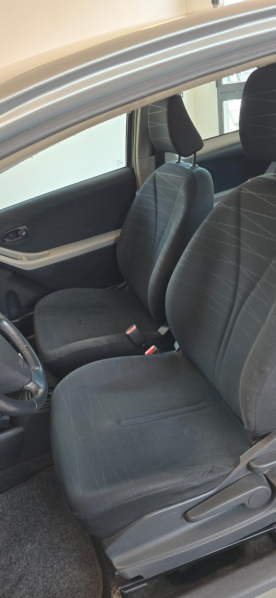 Toyota Yaris 1.0 UNICOPROPRIETARIO Tagliandata