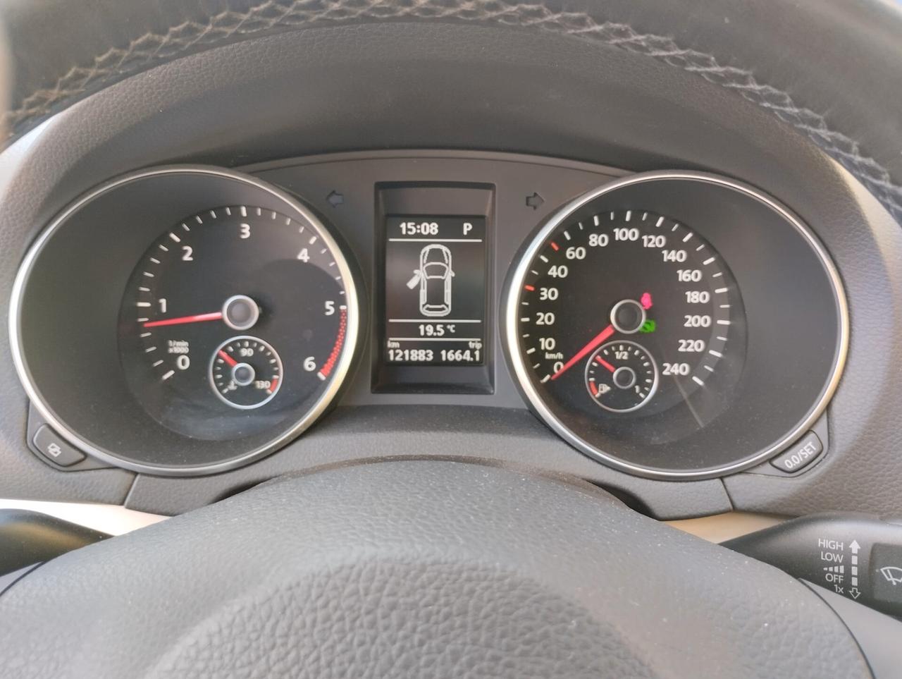 Volkswagen Golf 1.6 TDI DPF DSG 5p. Highline