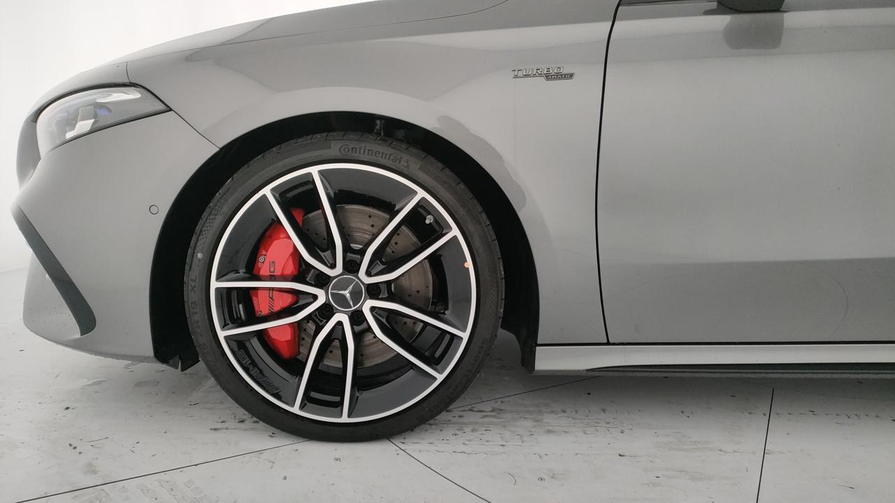 Mercedes-Benz Mercedes-AMG A 35 4MATIC