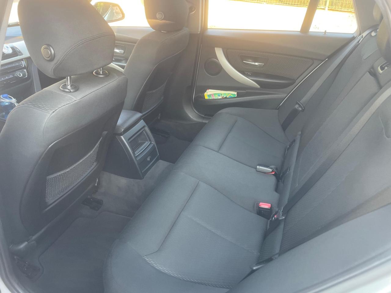 Bmw 318 xDrive Touring 2016