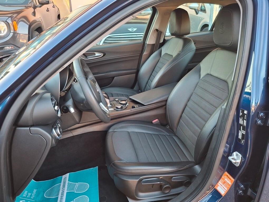 Alfa Romeo Giulia 2.2 Turbodiesel 150cv AT8 - 2018