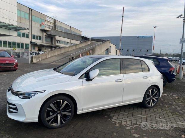 VOLKSWAGEN Golf 1.5 eTSI 150 CV DSG Style