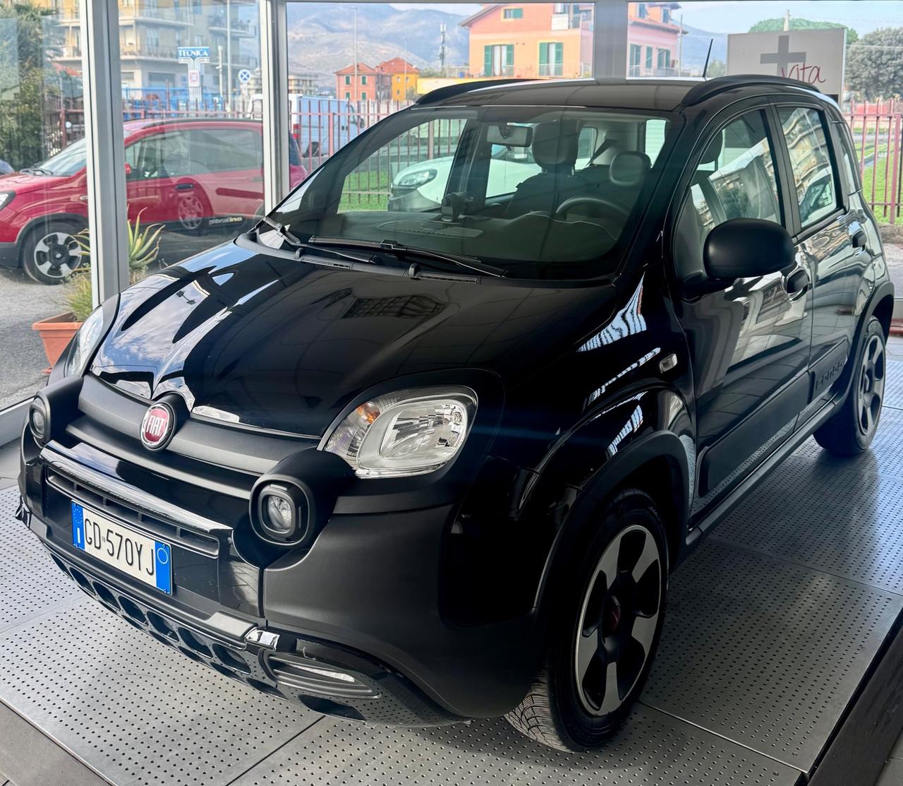 Fiat Panda 1.0 FireFly S&S Hybrid City Cross