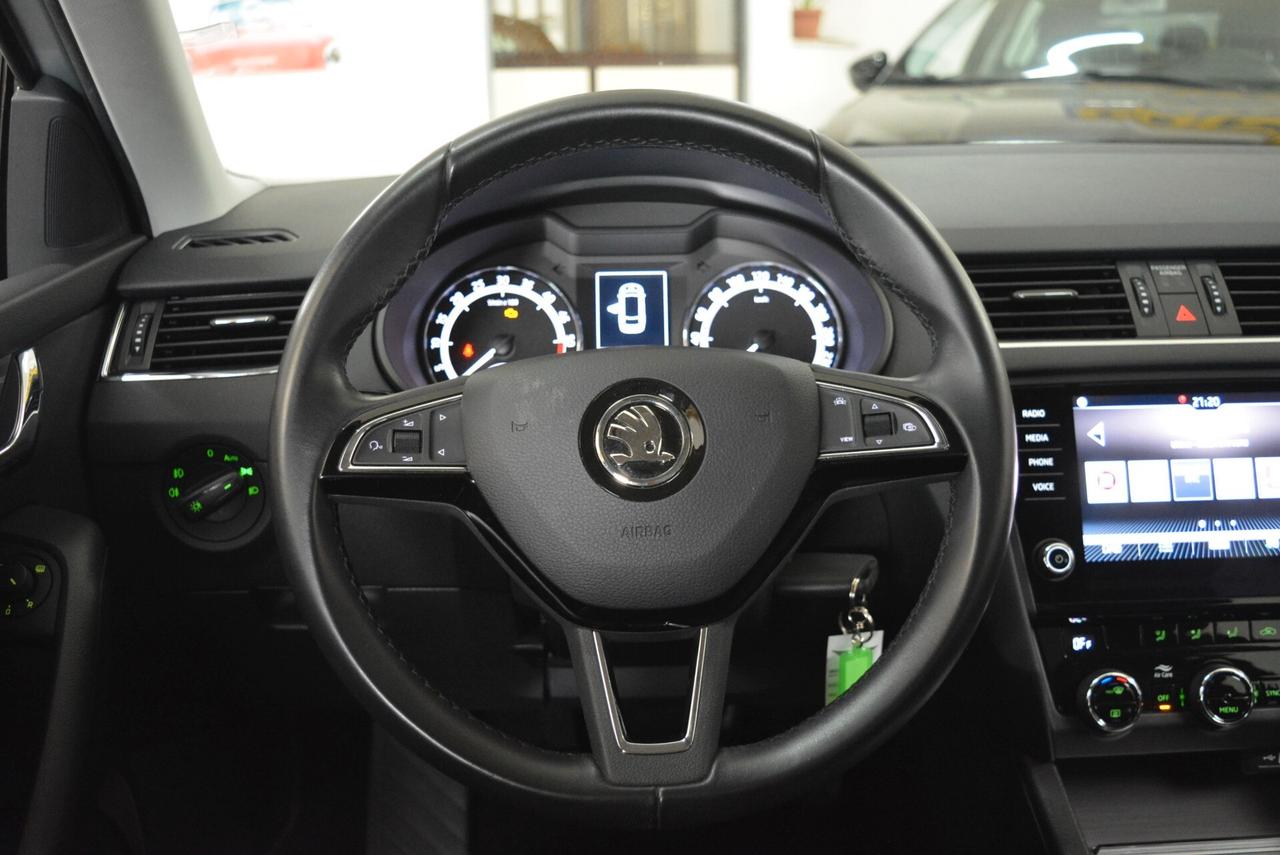 Skoda Octavia 1.6 TDI SCR 115 CV Wagon Executive DAB Navi