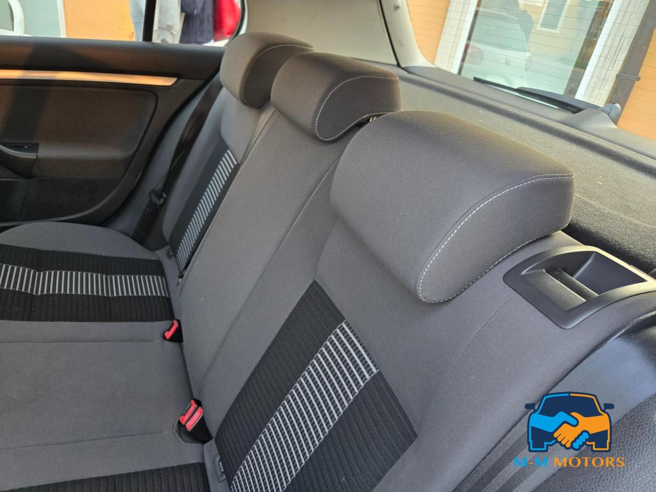 Volkswagen Golf 5 Porte Golf 5p 1.6 United GPL