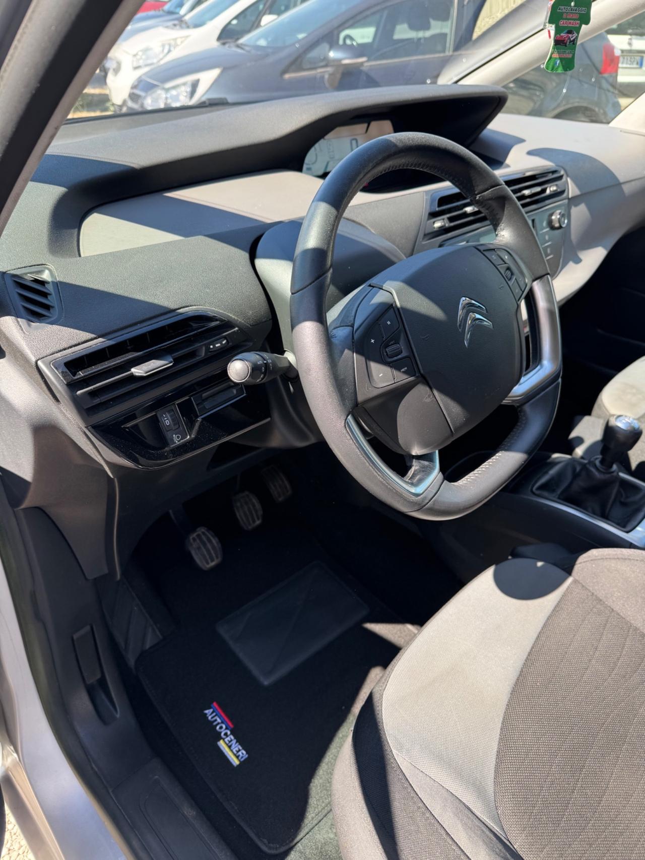 Citroen C4 Picasso SpaceTourer 1.6 e-HDi 115 Exclusive
