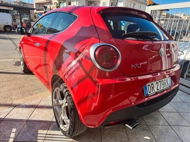 Alfa Romeo MiTo 1.6 JTDm 16V Distinctive Sport Pack