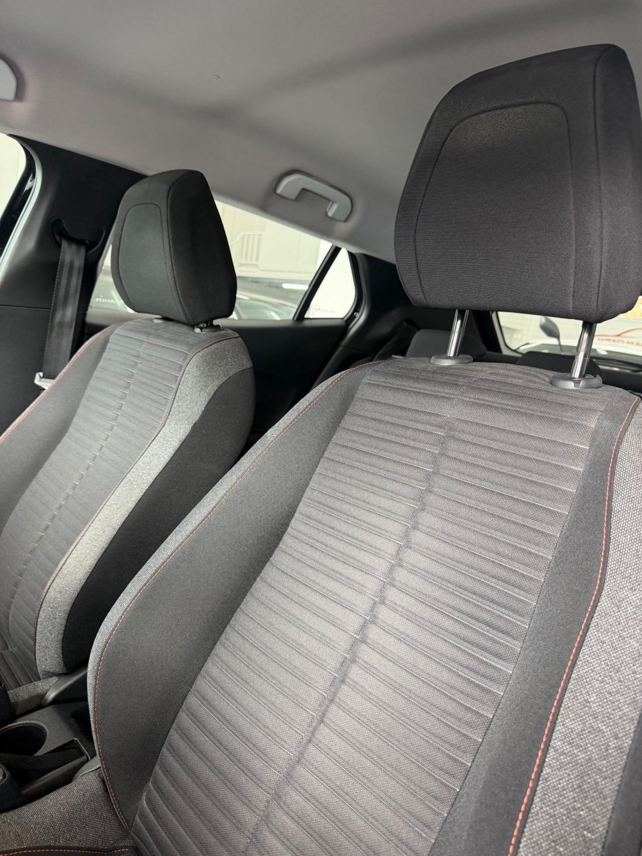 Peugeot 2008 PureTech 100 S&S Allure
