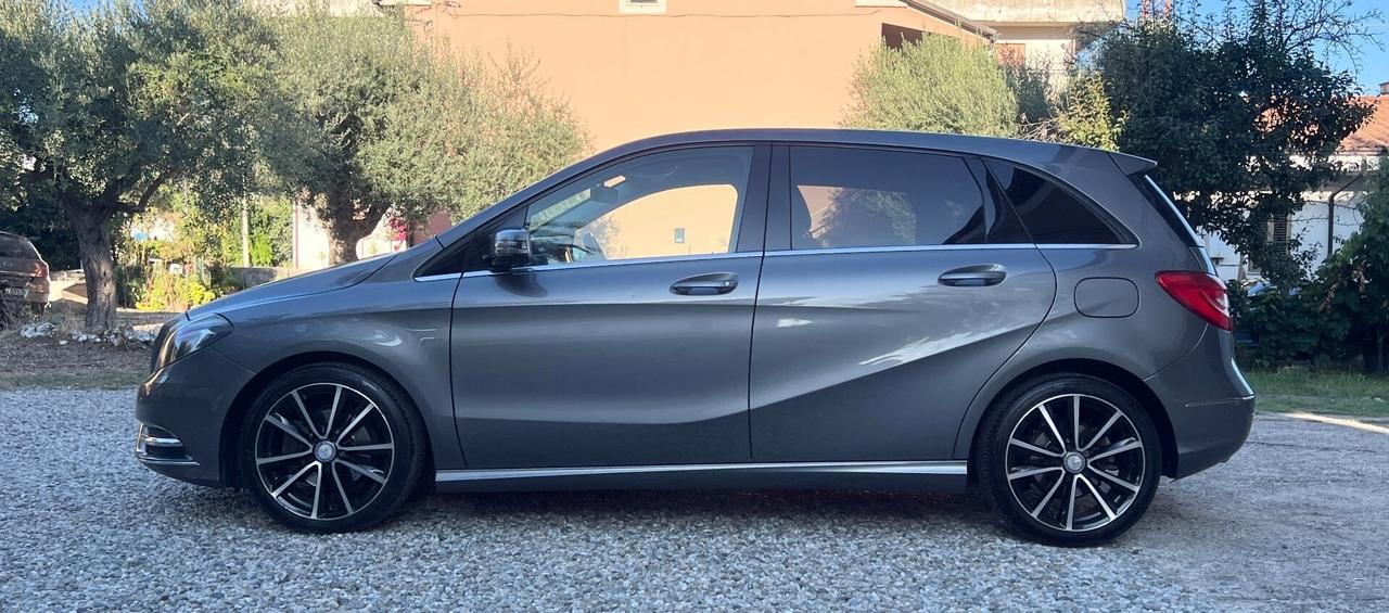 Mercedes-benz B 180 d Automatic AMG Line Advanced
