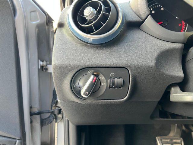 AUDI A1 SPB 1.8 TFSI S tronic S-Line Uniprop.