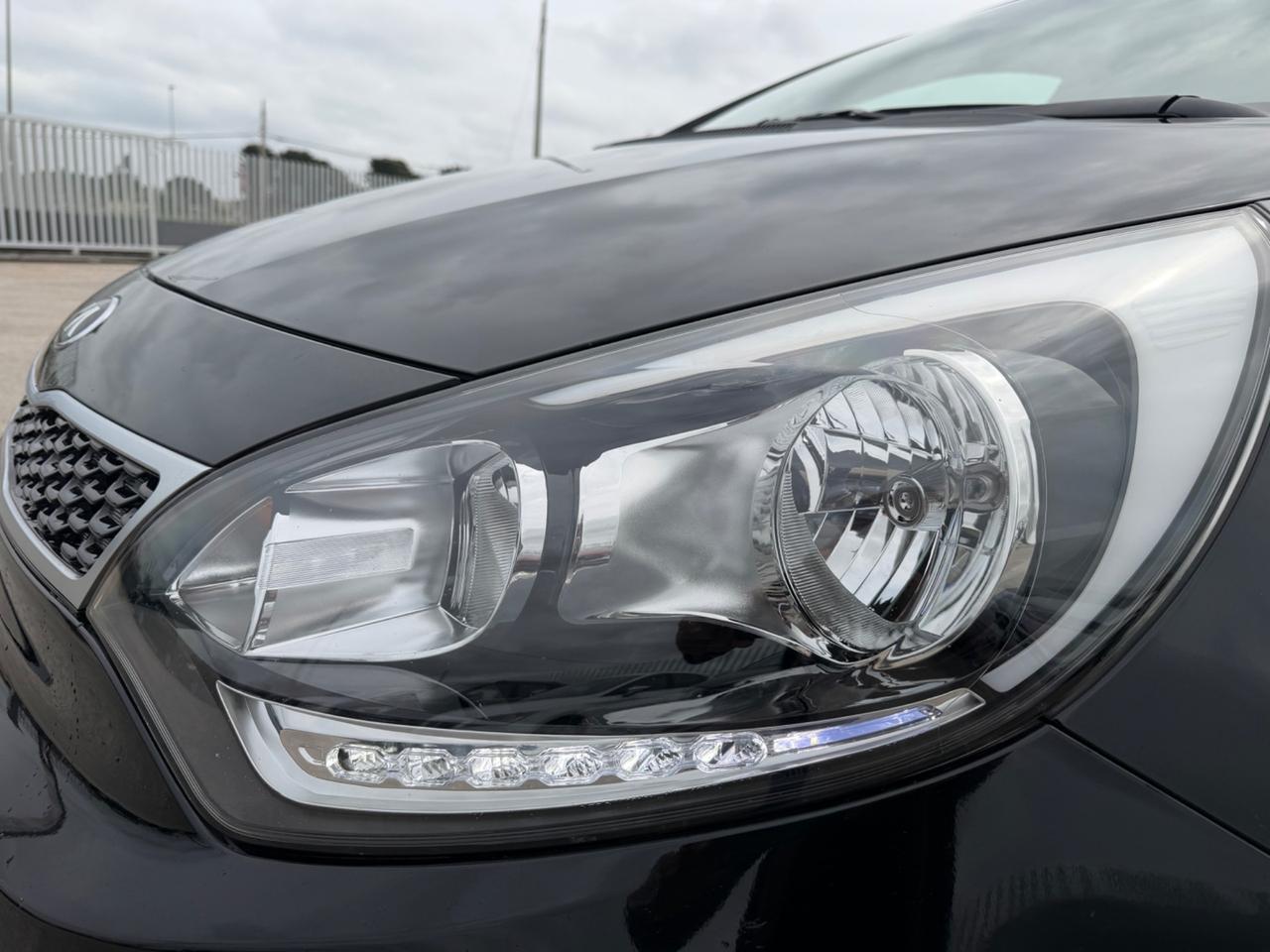 KIA RIO 1.4 CRDI 90CV COOL FUL LED NAVI RETRO MY16