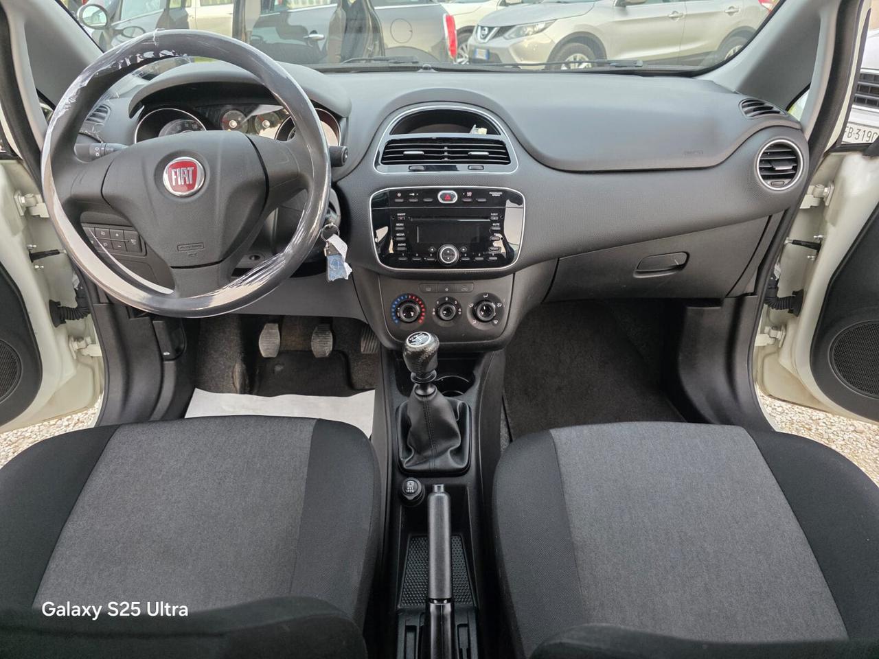 Fiat Punto 1.2 8V 5 porte Lounge 2016 130.000KM