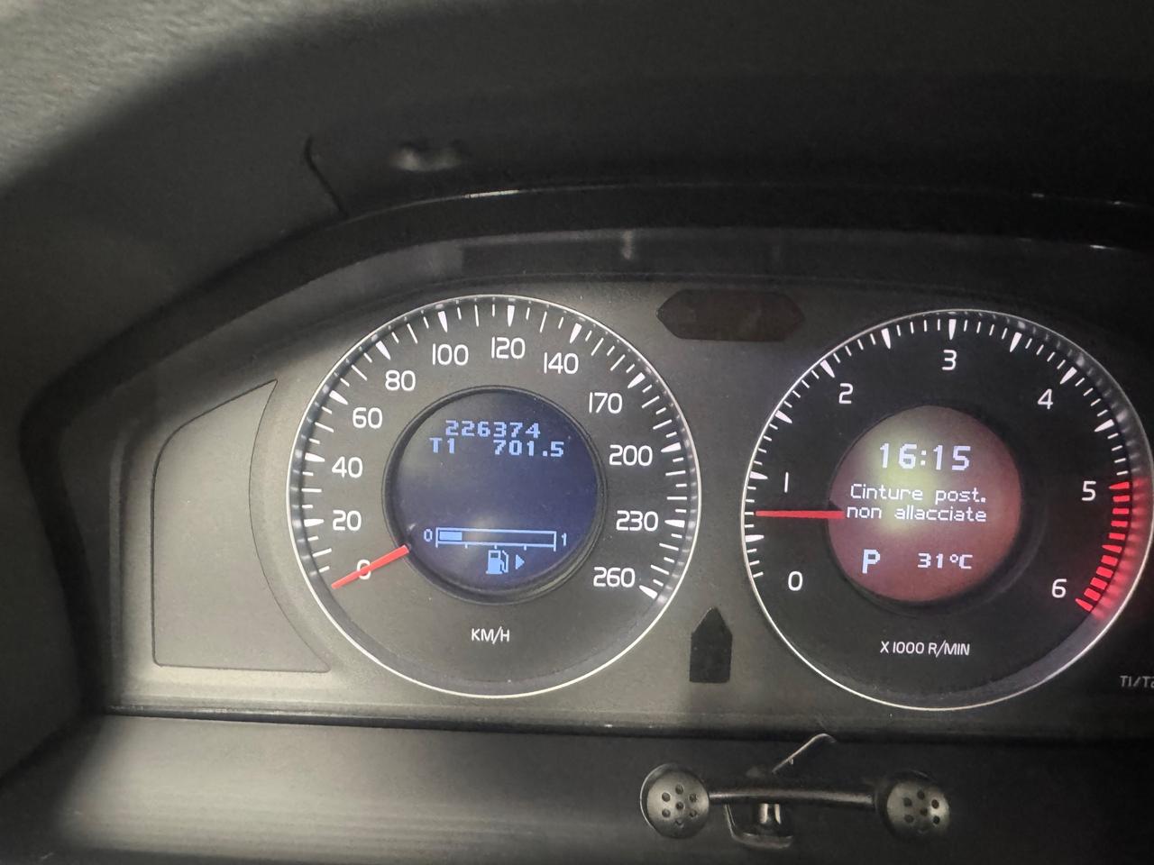 Volvo V70 2.4 D5 Summum