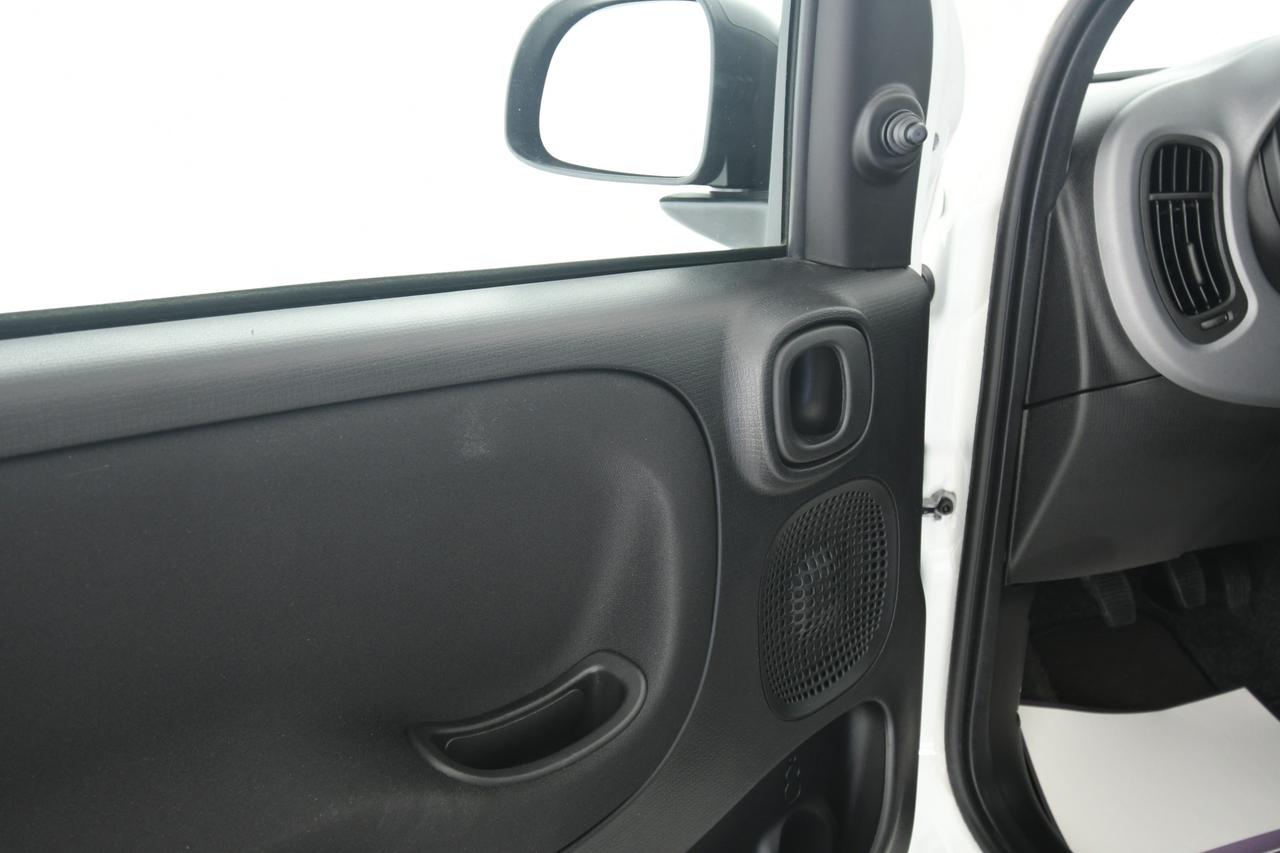 FIAT Panda 0.9 t.air t. natural power City Life 70cv 5p.ti NEOPATENTATI