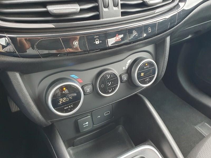 FIAT NEW Tipo 1.3 MJT-2 95CV S&S 5P. Uconnect 10"