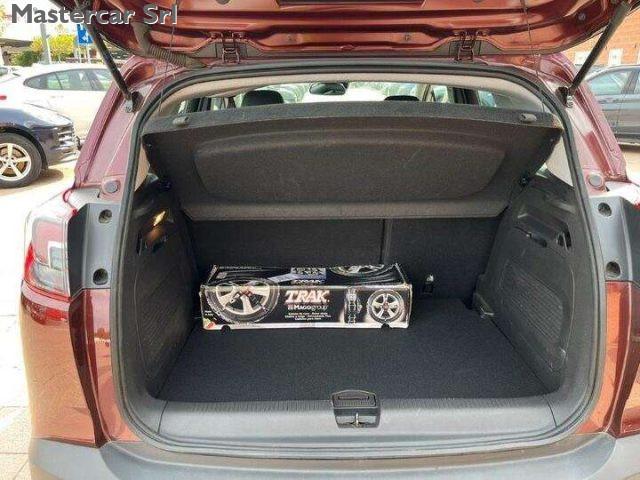 OPEL Crossland X NEOPATENTATI X 1.5 AUTOM Innovation tg : FX138CC