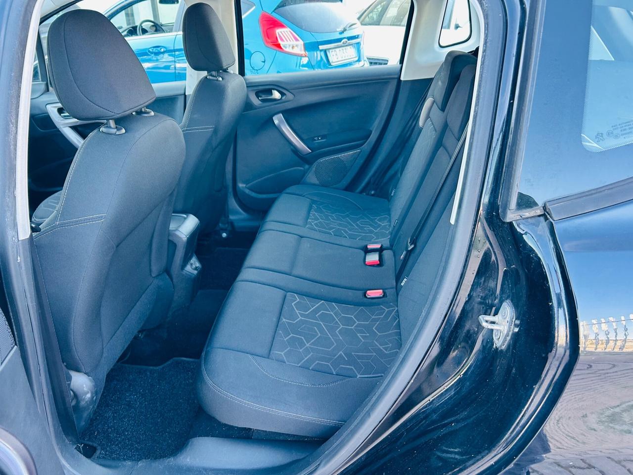 Peugeot 2008 1.4 HDi 68CV Active