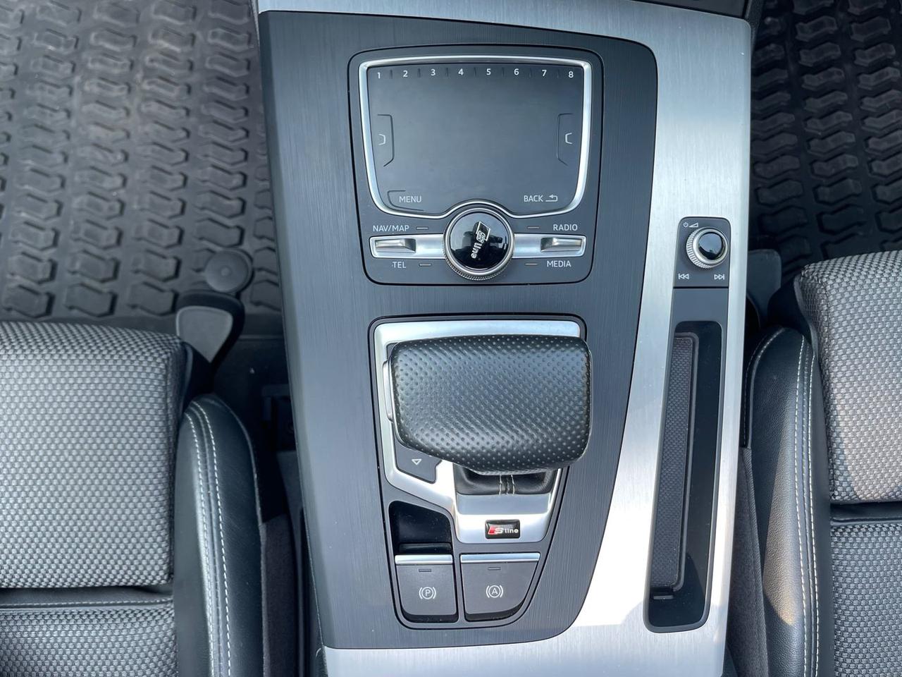 Audi Q5 S Line Plus 3.0 50 TDI #6981