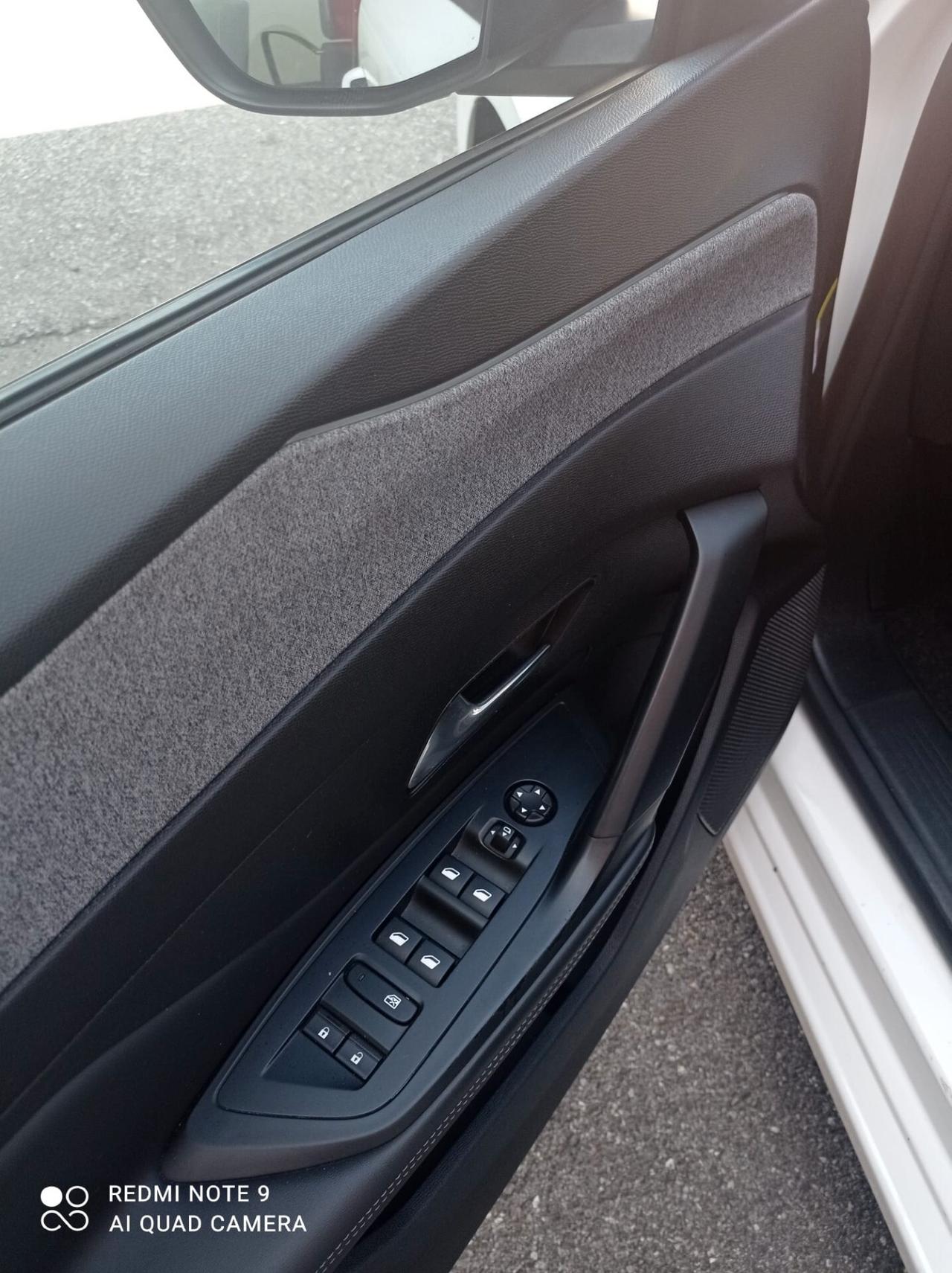 Peugeot 308 BlueHDi 130 S&S Allure