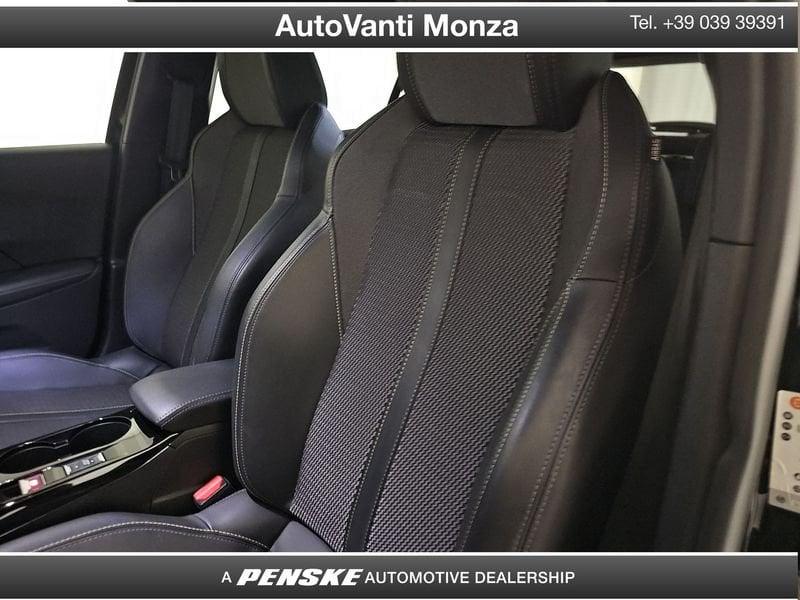 Peugeot 2008 2008 PureTech 130 S&S EAT8 GT