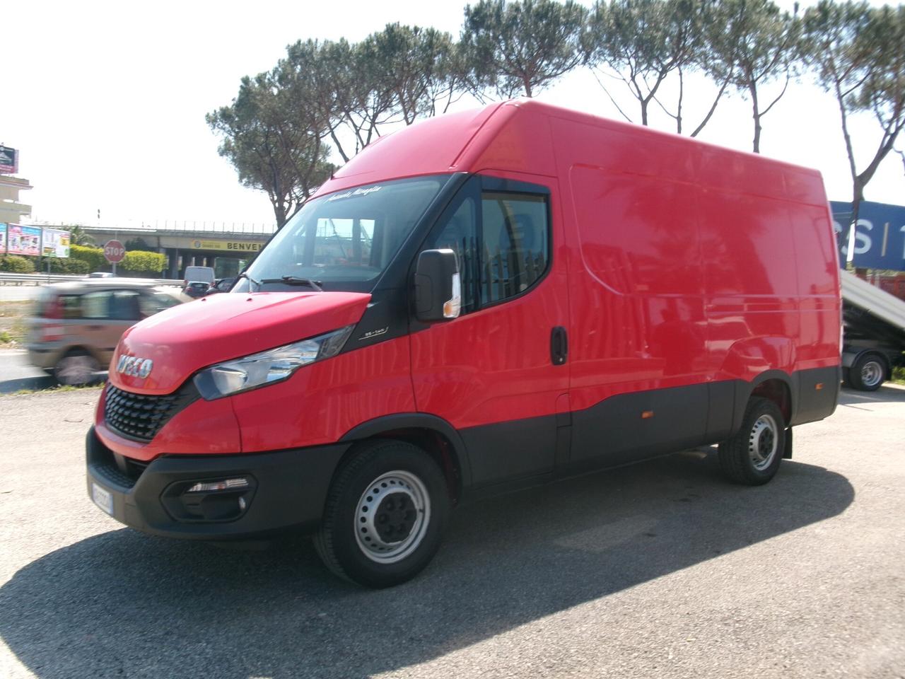 Iveco Daily 35S14 2.3 140CV E6 P.3520 H2 FURGONE *PERFETTO*