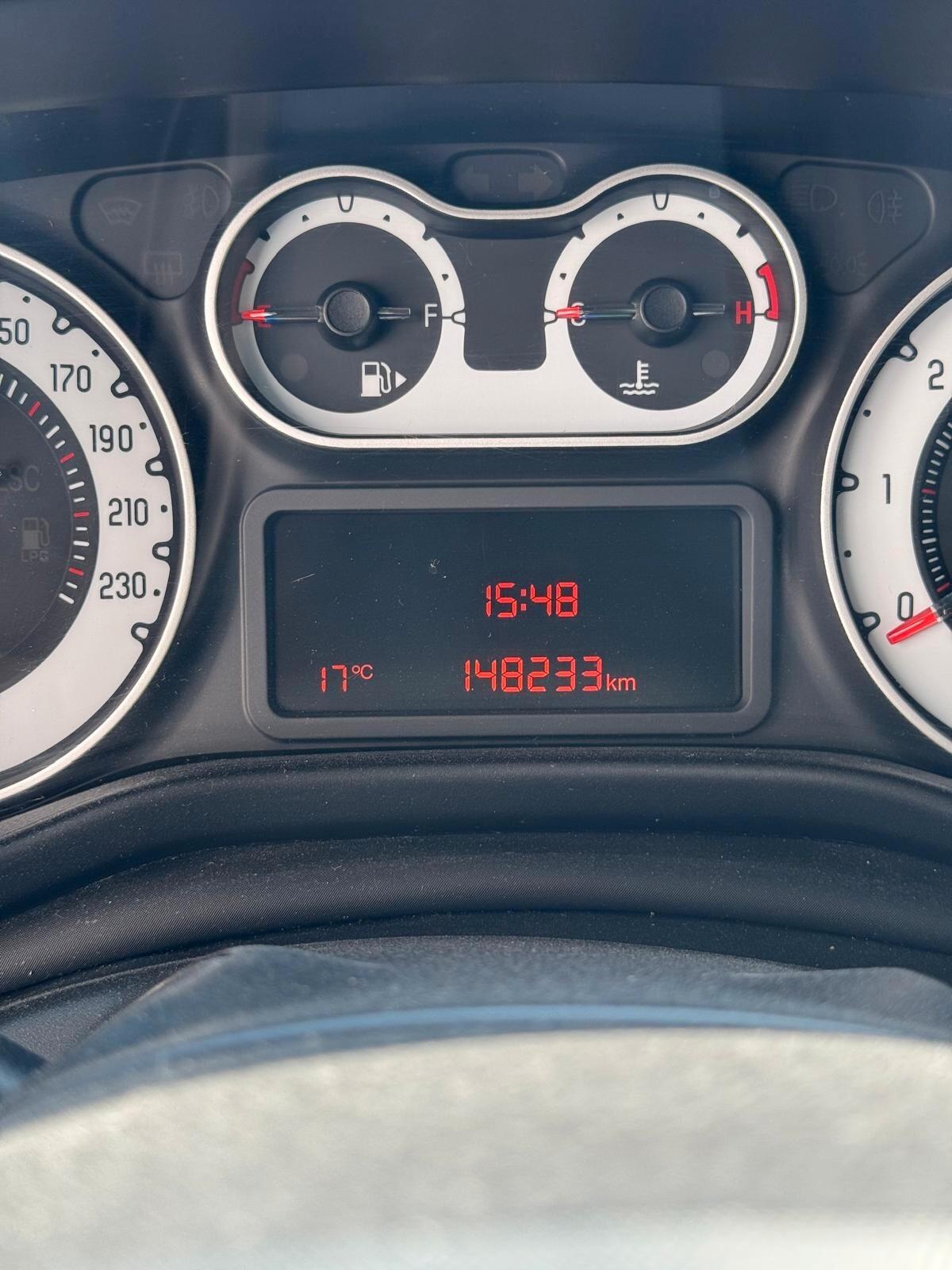 Fiat 500L 1.6 Multijet 105 CV Trekking