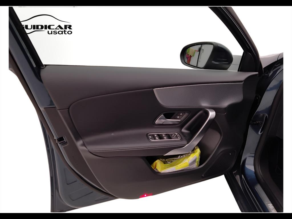 Mercedes-Benz Classe A - W177 2018 - A 200 d Sport 4matic auto