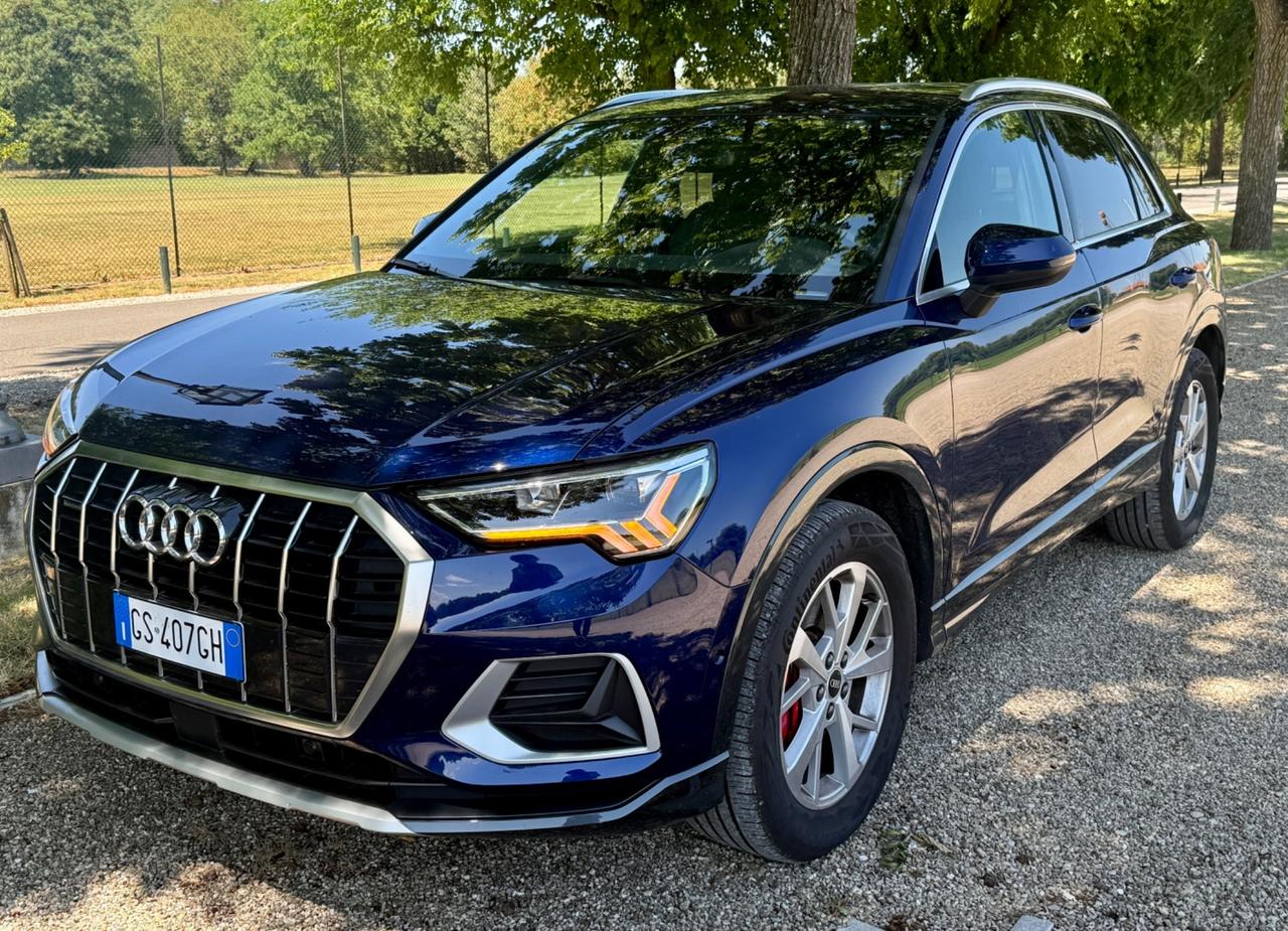 Audi Q3 40 TFSI quattro S tronic - LEGGERE