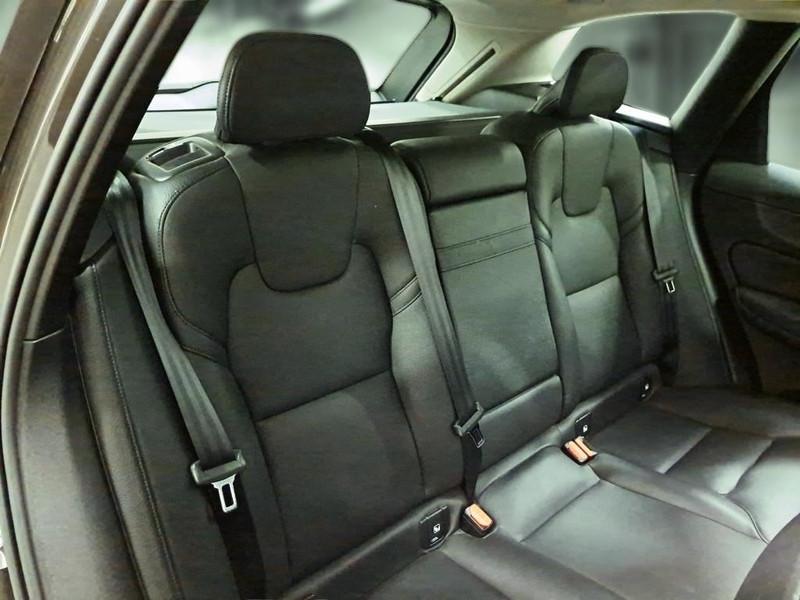 VOLVO XC60 B5 D AWD Geartronic Inscription