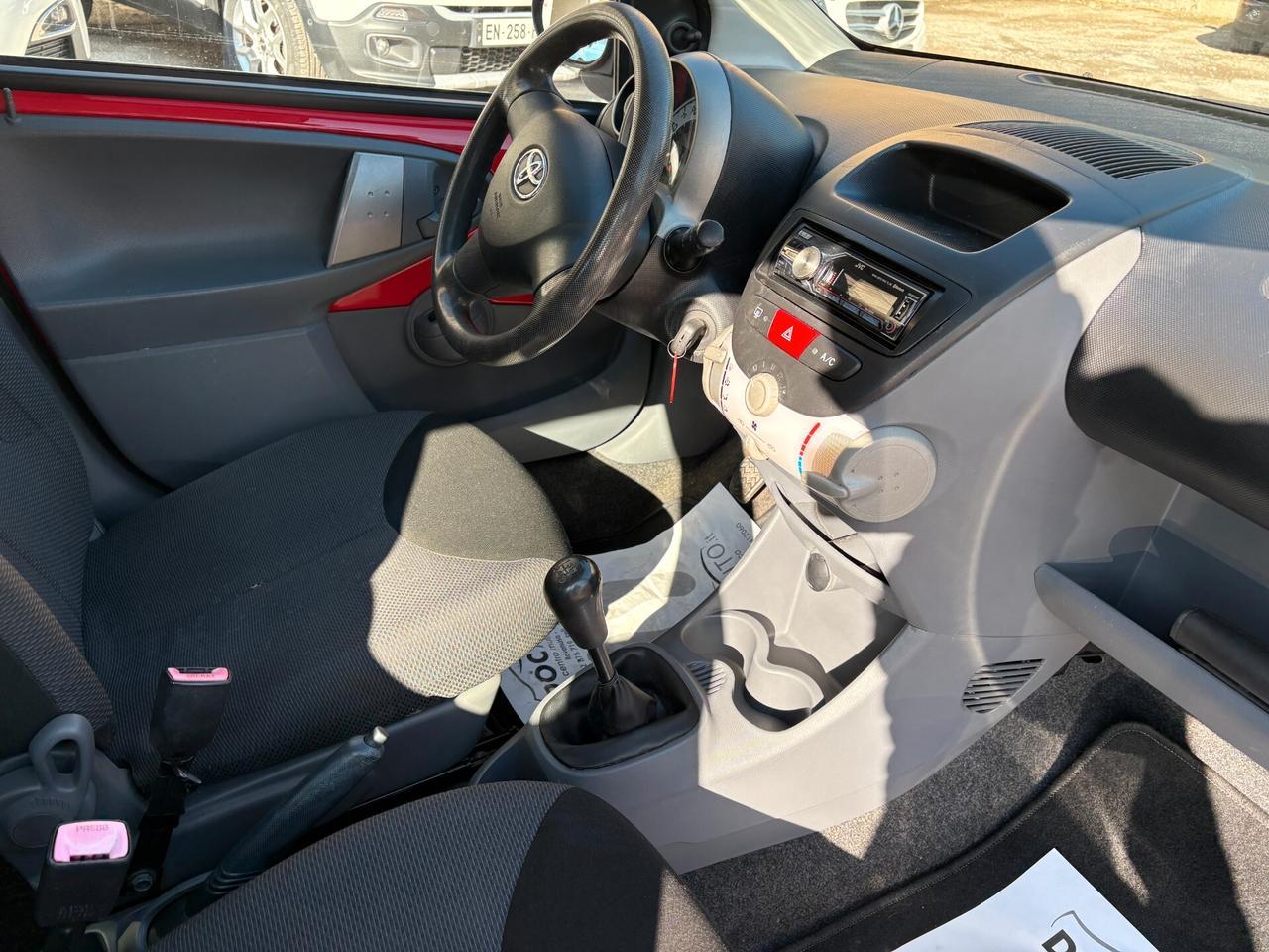 Toyota Aygo 1.0 12V VVT-i 5 porte