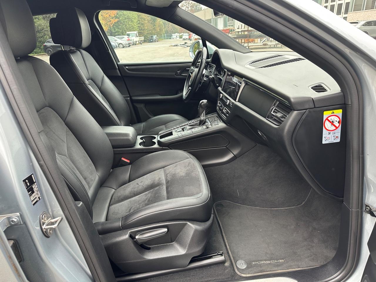 Porsche Macan 2.0 245 cv - 2019