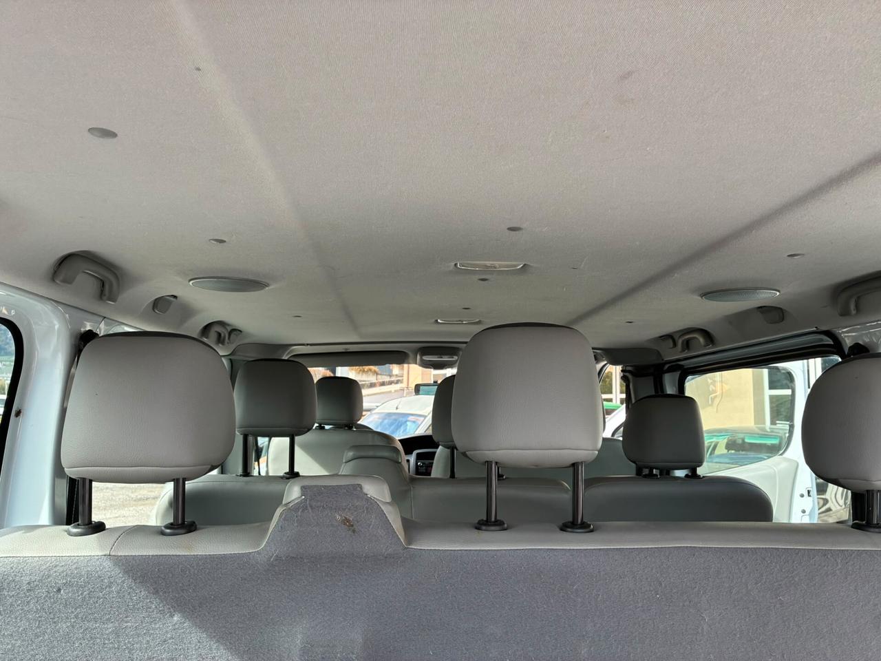 OPEL VIVARO 9POSTI 2.0 DCI PASSO LUNGO - GANCIO TRAINO