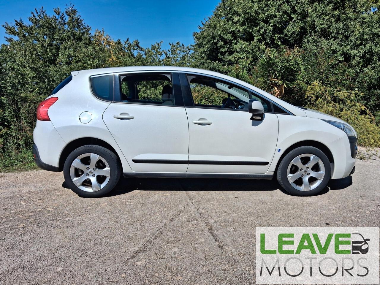 Peugeot 3008 1.6 HDi 112CV (M1591)