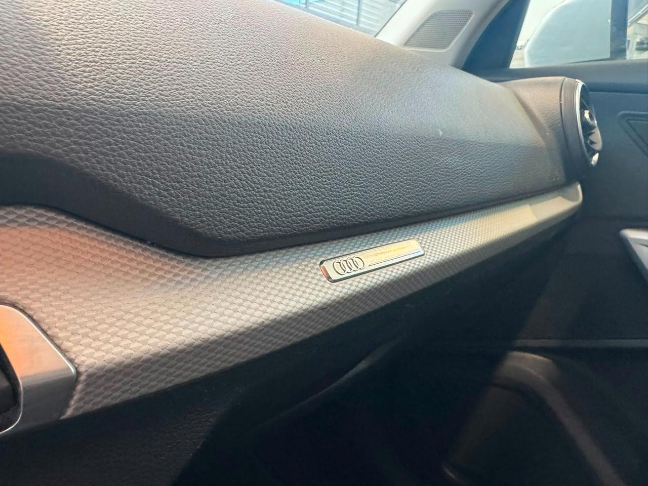 Audi Q2 35 TFSI S tronic Business Advanced