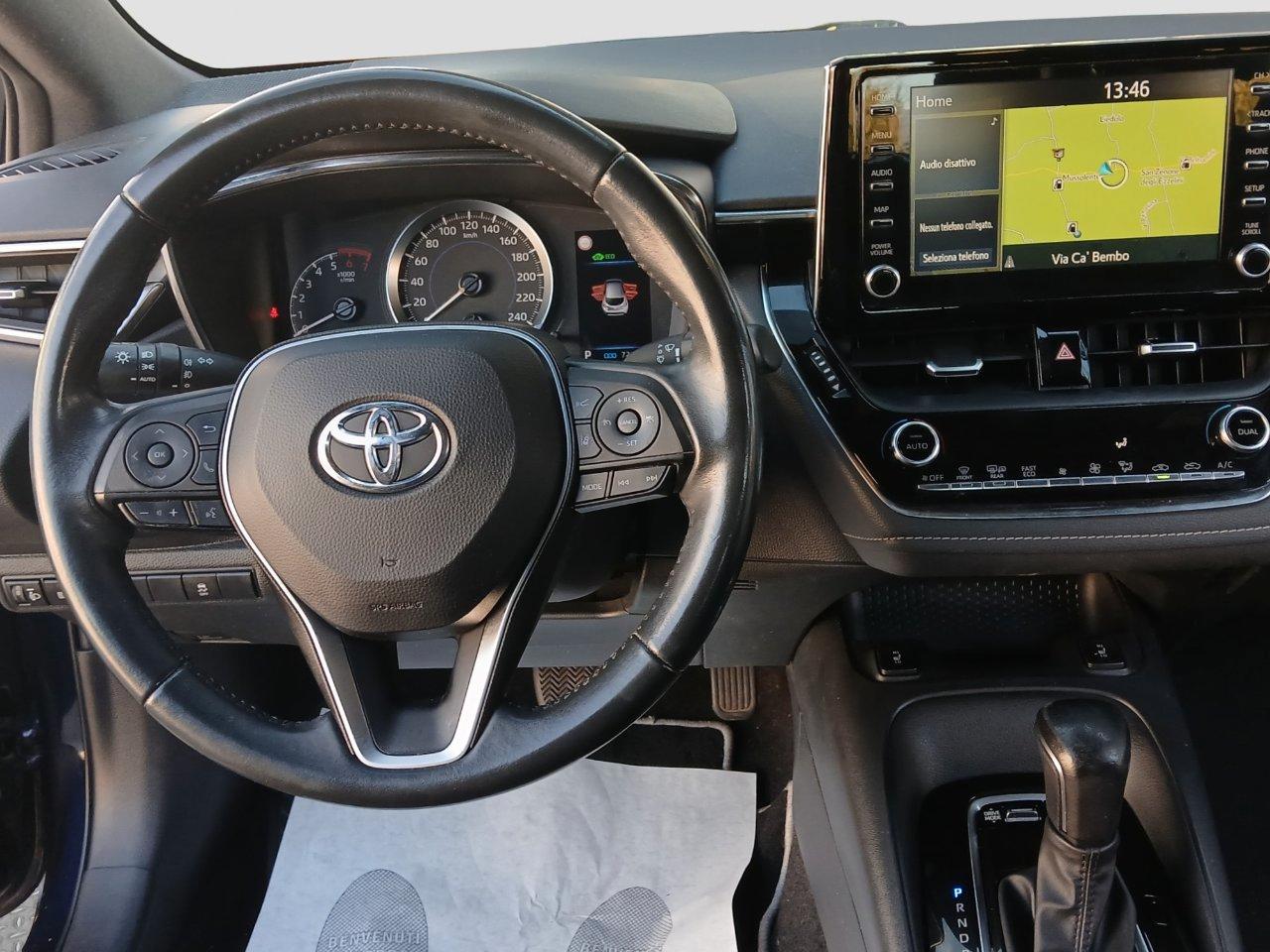 Toyota Corolla 1.8h Business cvt