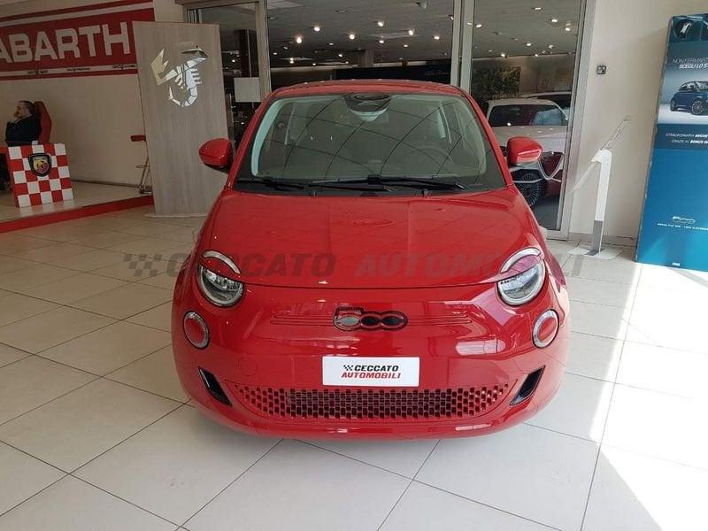 FIAT 500e LA NUOVA 500 Nuova 500 Hatchback My23 La Nuova 500 - Red 190 Berlina