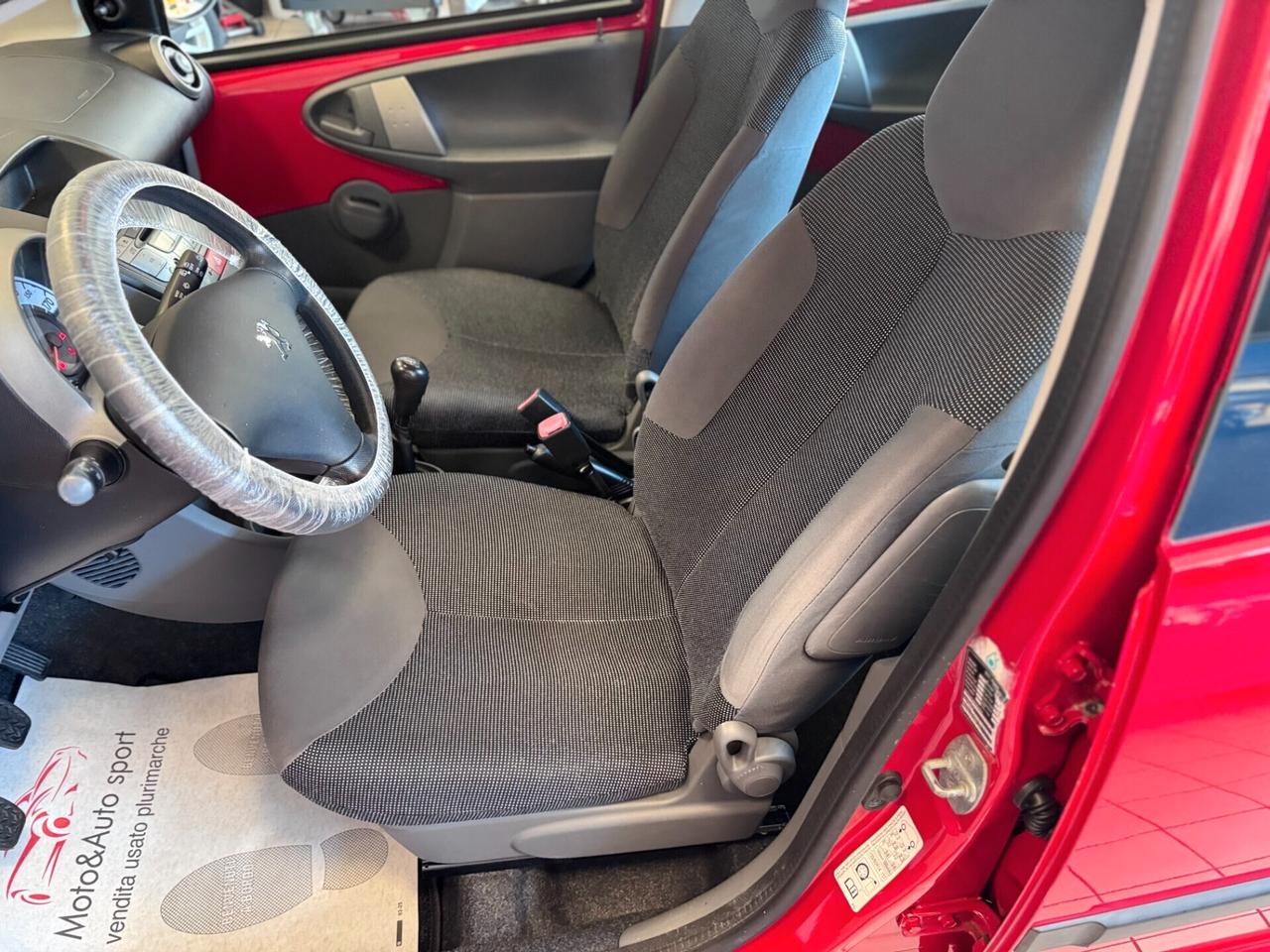 Peugeot 107 1.0 68CV 5p. Desir