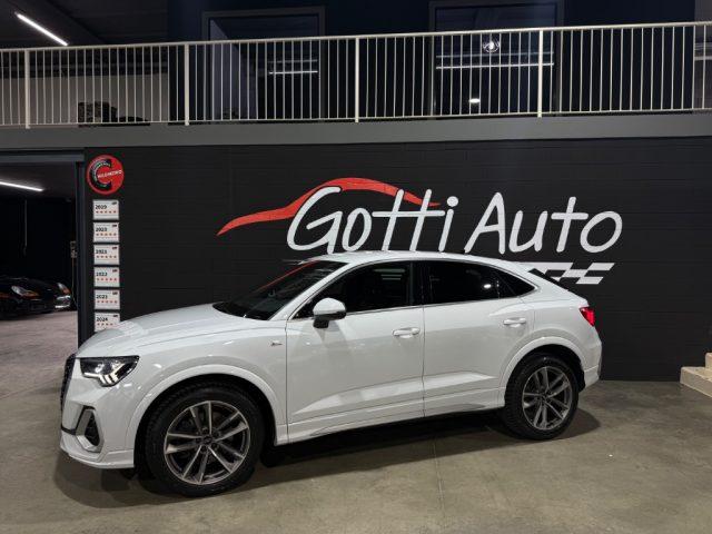 AUDI Q3 45 TFSI COUPE TRIPLO SLINE