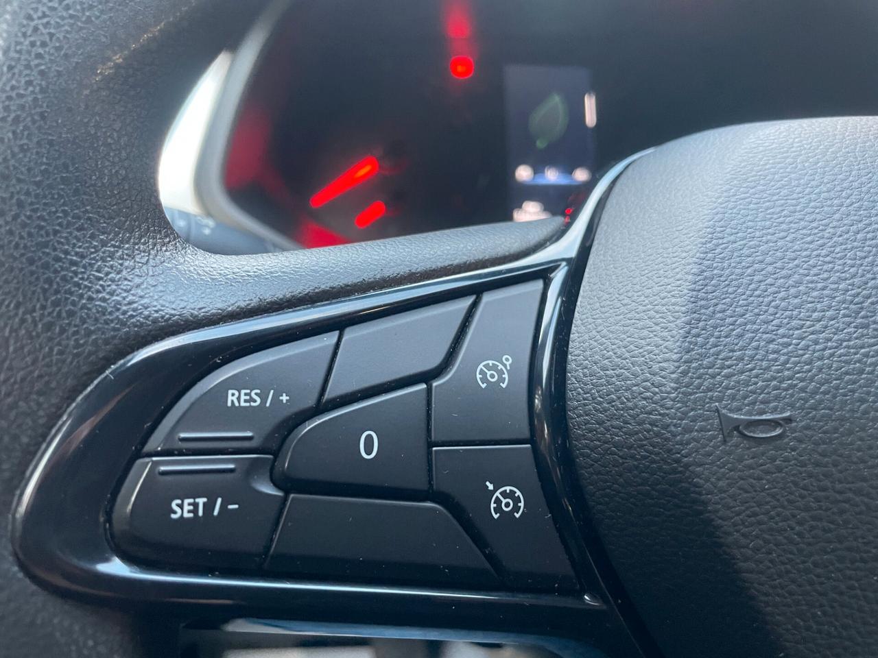 Renault Captur UNICO PROPRIETARIO - NEOPATENTATI