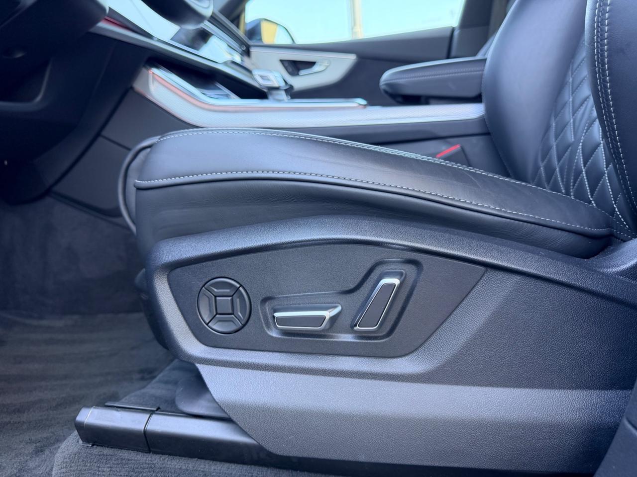 Audi Q8 SUV TDI quattro 286cv tiptronic S line edition