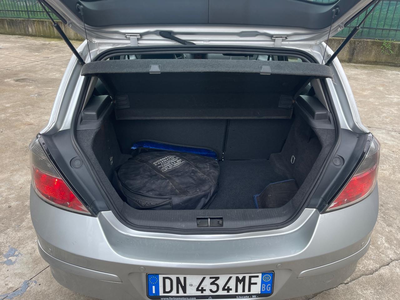 OPEL ASTRA 1.6 BENZINA-GPL 2028 EURO4 NEOPATENTATI