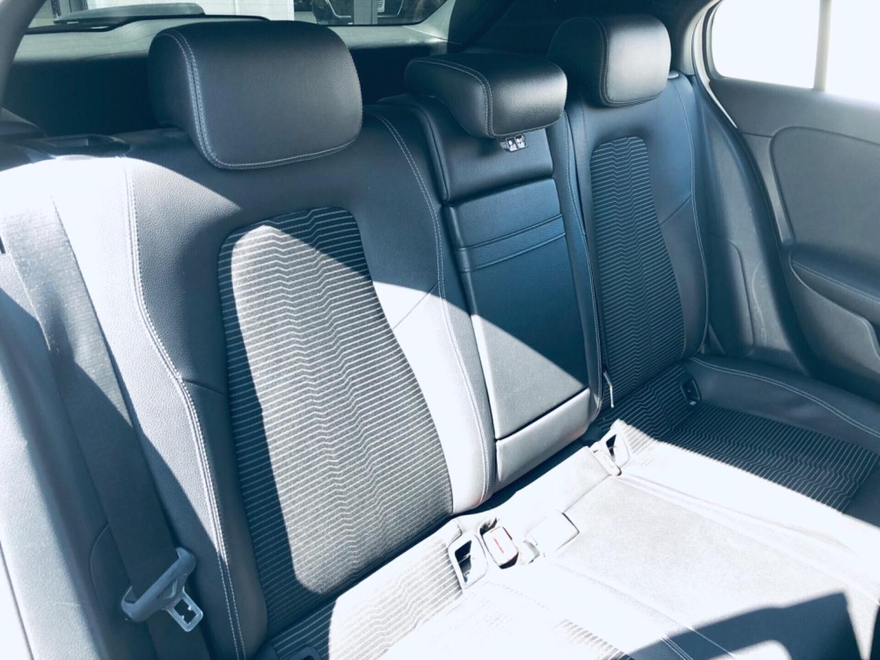 Mercedes-benz CLASSE A 180 d Automatic Sport LUCI-