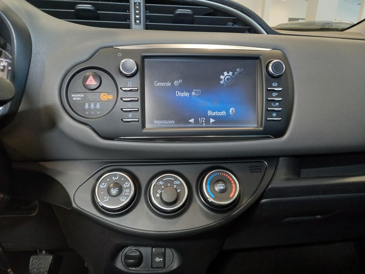Toyota Yaris 1.0 72 CV 5 porte Lounge