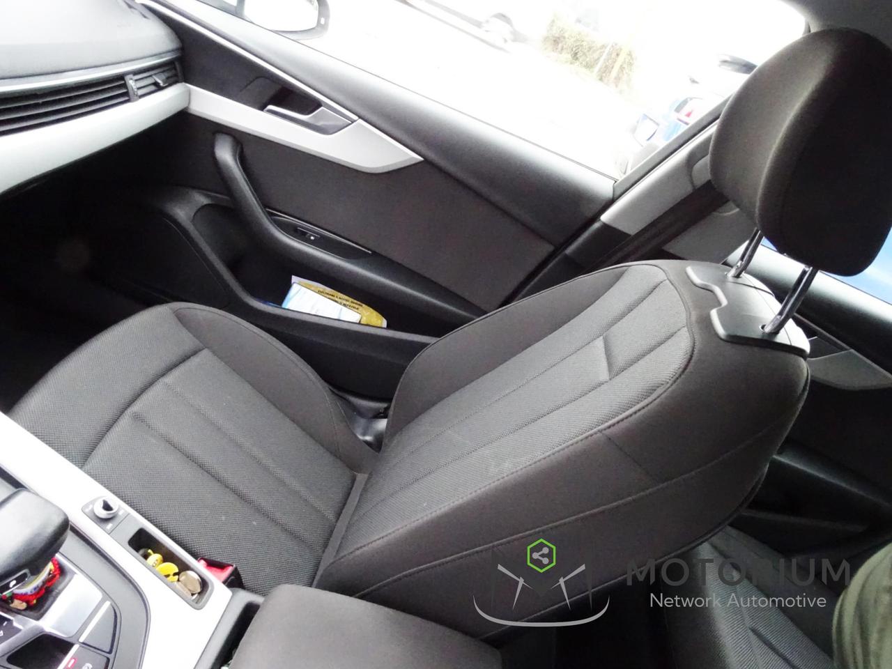 Audi A4 Avant 35 2.0 tdi mhev Business Advanced 163cv s-tronic